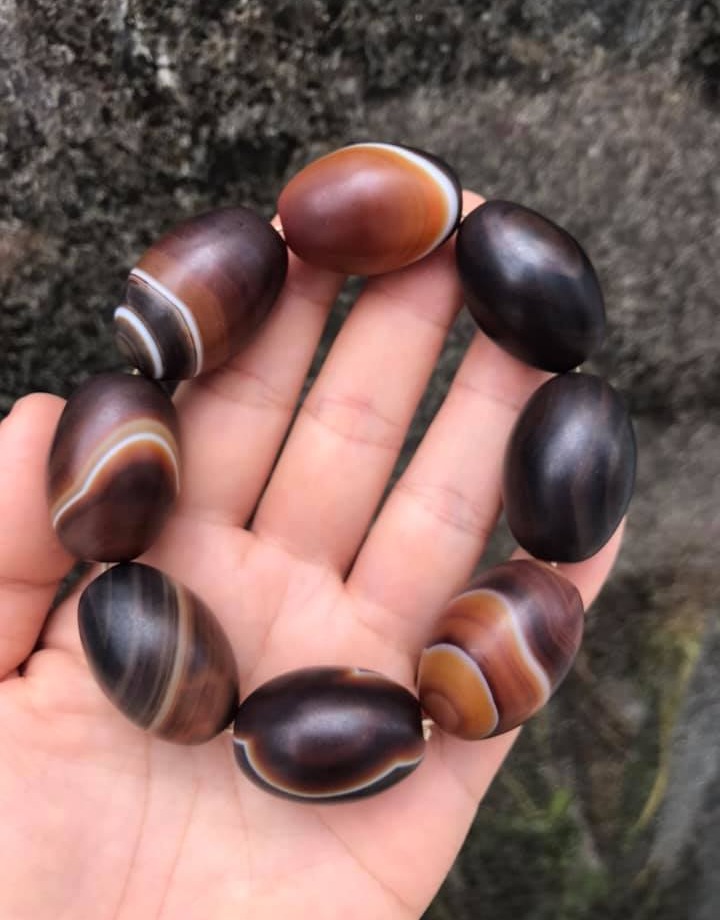 Vòng tay lu thống đá mã não tây tạng size lớn 20x30mm