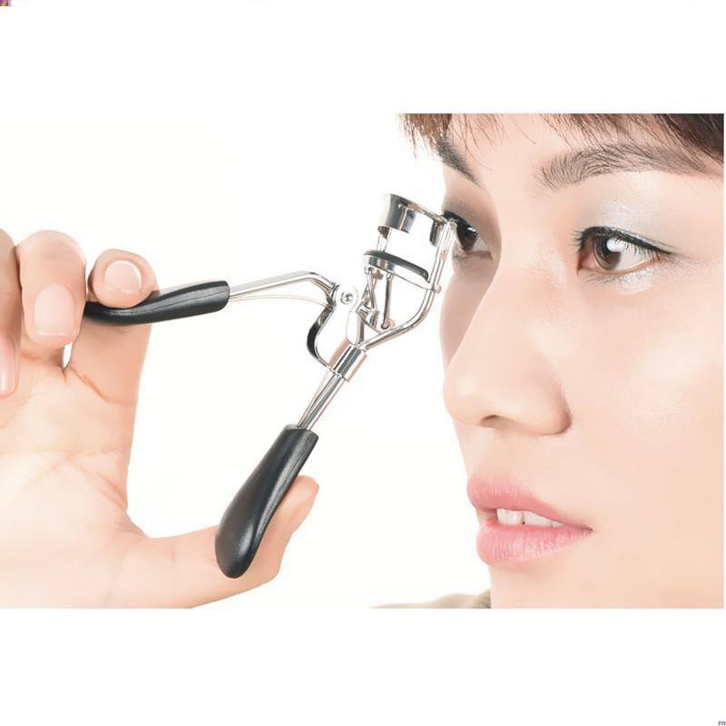 Kẹp lông mi đẹp có hộp
