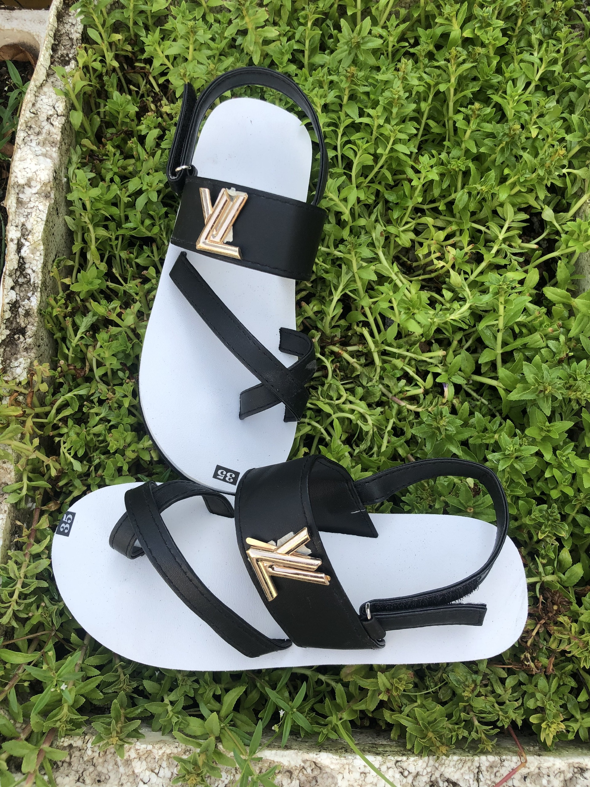 [FREESHIP + HOÀN TIỀN 50K] sandal đồng nai  sandal nam nữ ( đế trắng quai đen )