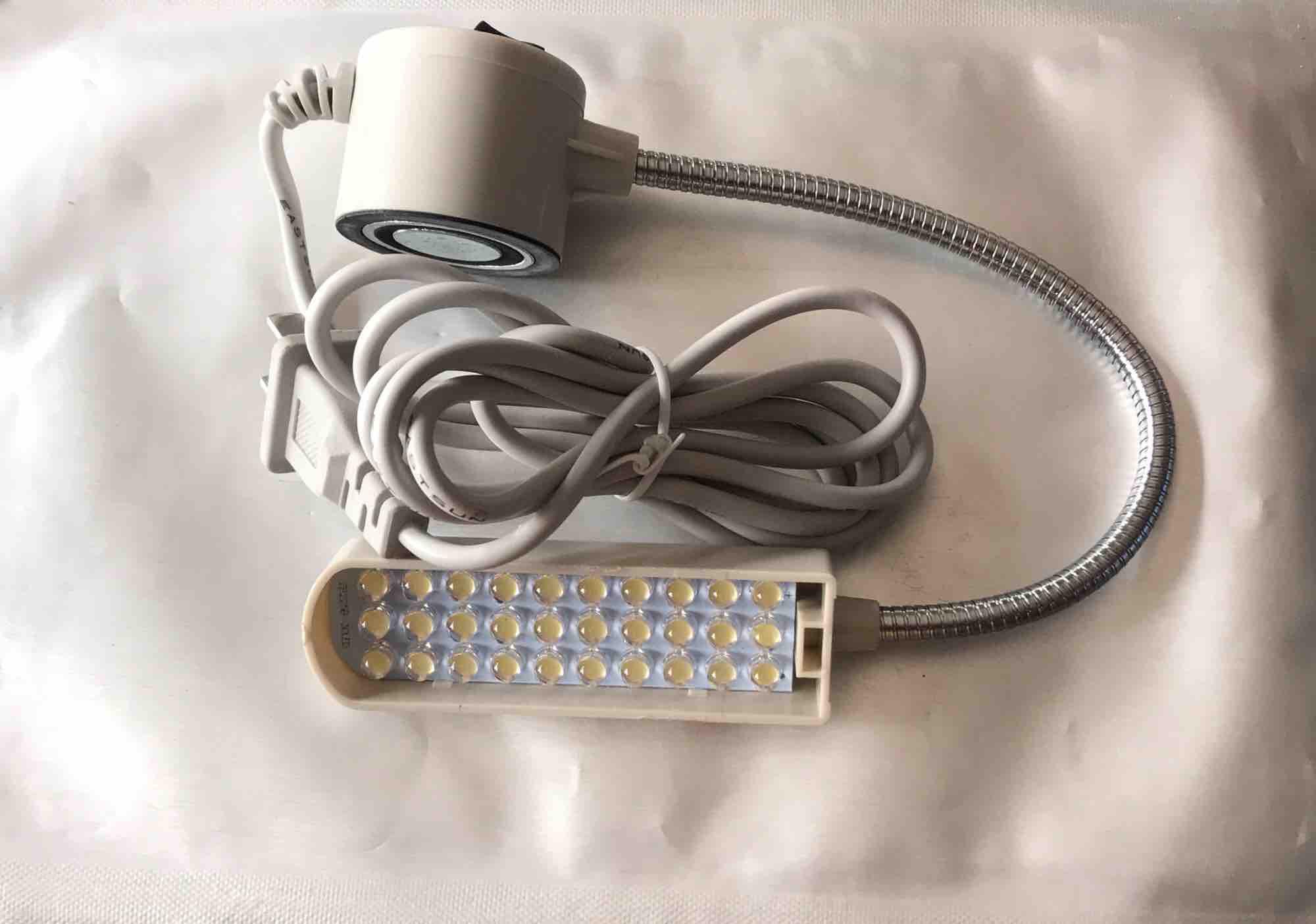 Đèn led gắn máy may 30 bóng loại tốt
