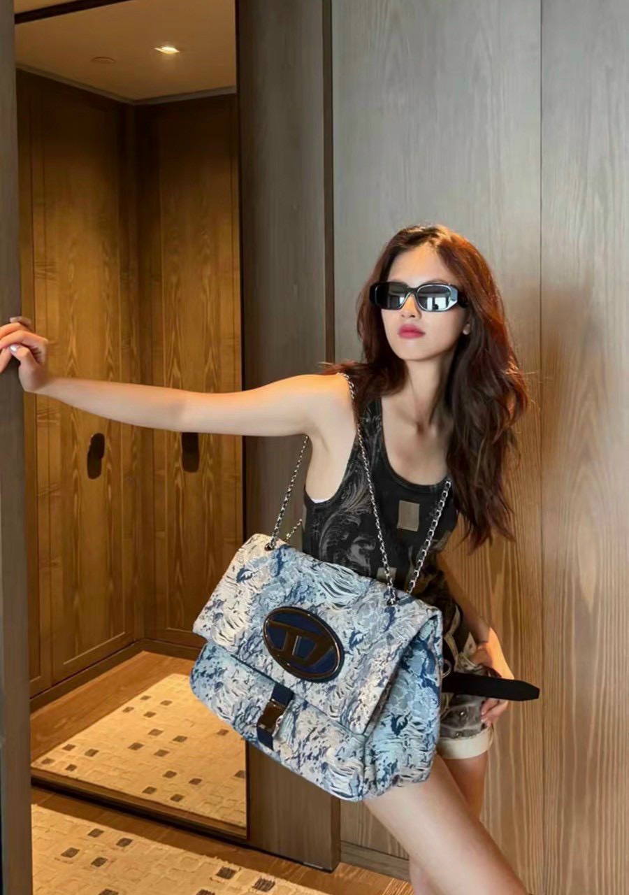 TÚI   HOT HIT BẢN NEW Size :37cm*12cm*27cm