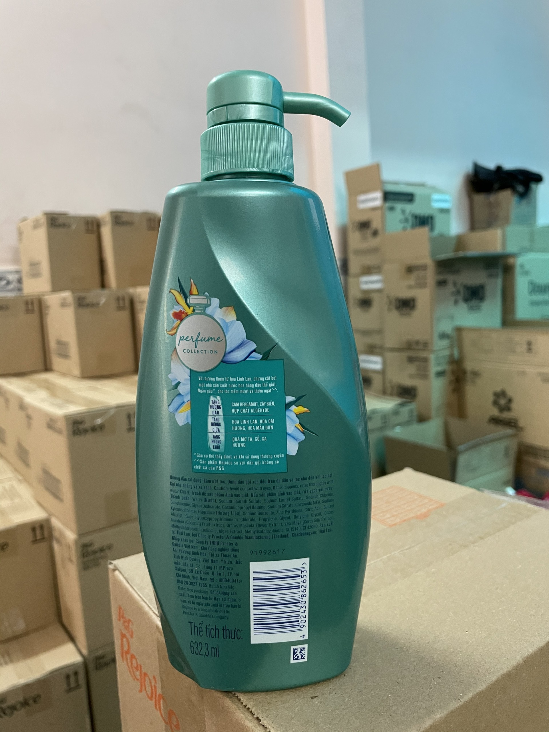 DẦU GỘI REJOICE LILY 650G