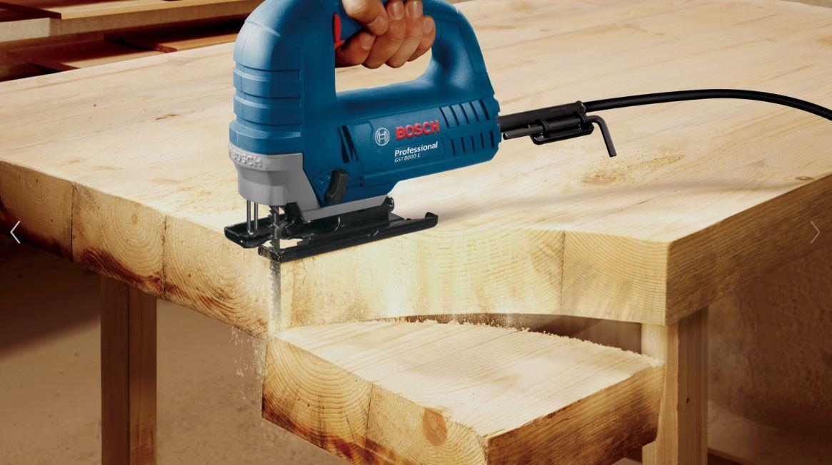 Máy cưa lọng cầm tay Bosch GST 8000E