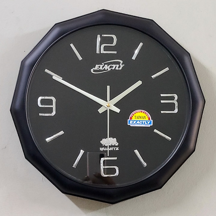 High Quality Wall Clock 35cm Exactly