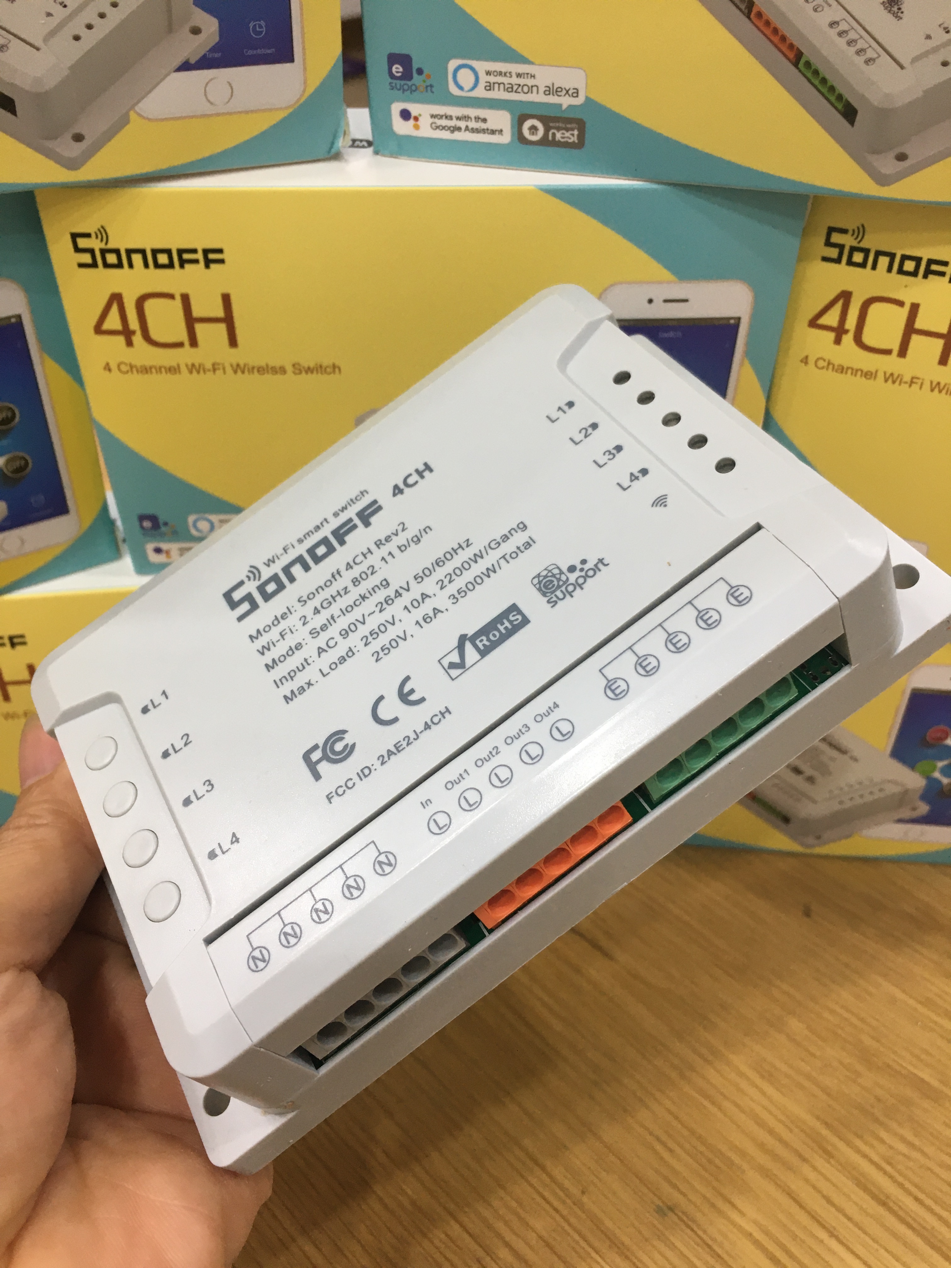 Công tắc thông minh 4 kênh Sonoff 4CH R2