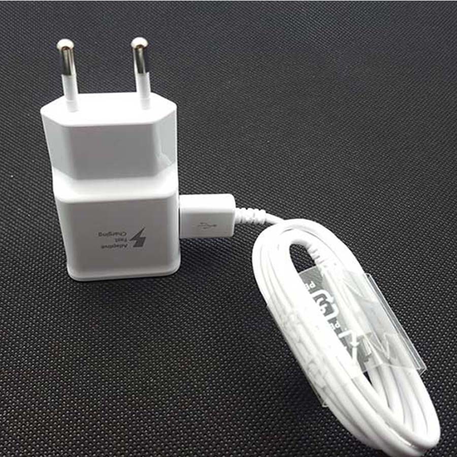 Cục sạc chính hãng