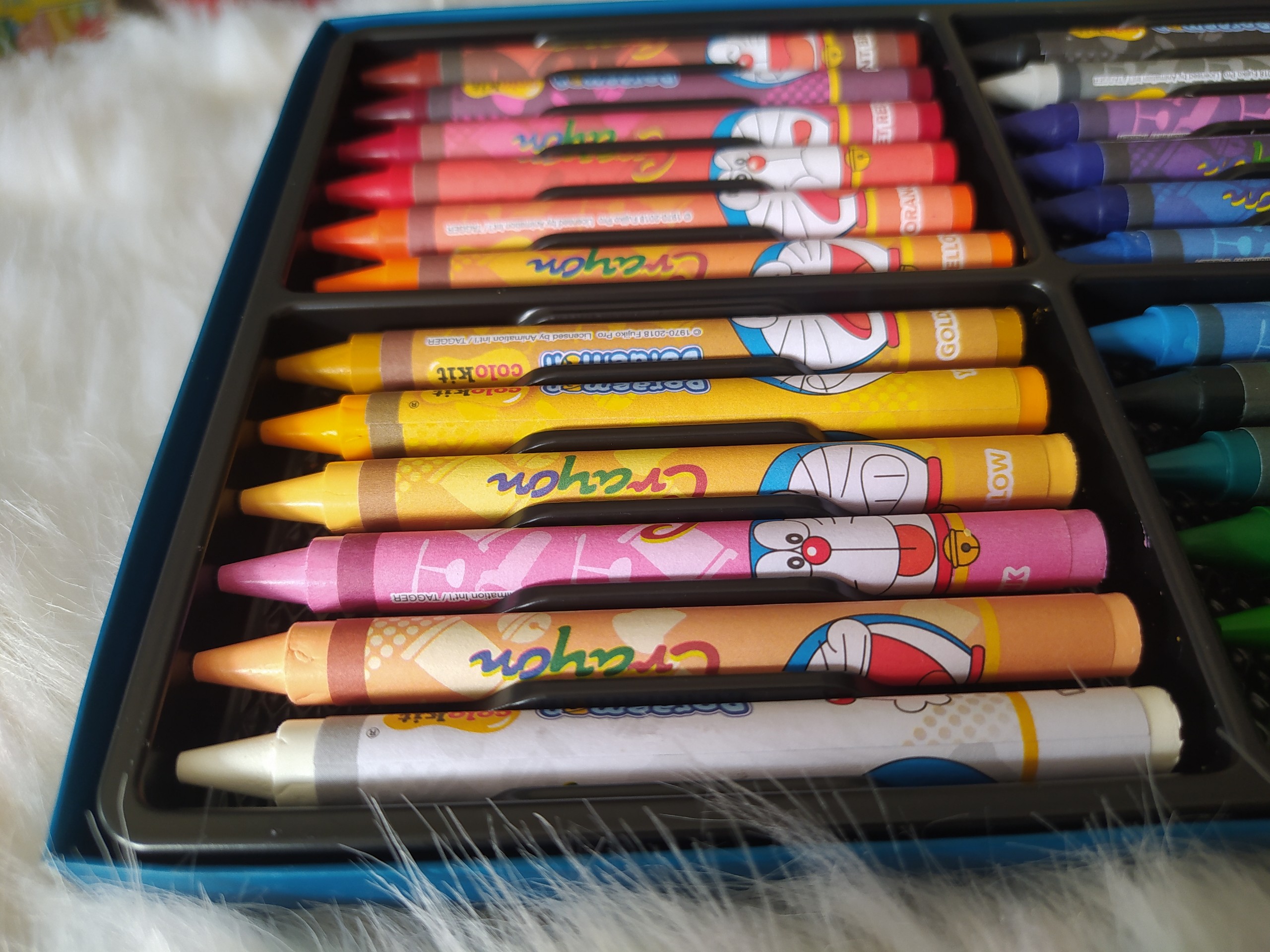 Sáp màu Doraemon 24 màu Colokit | CR-C06,C05,C04/DO