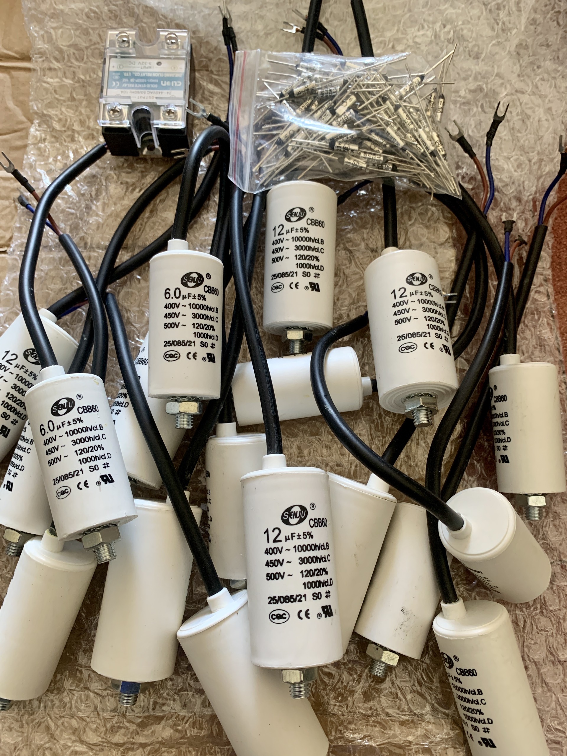 Tụ Điện Máy Pha 6uF/8uF/10uF/12uF 450Vac (SL:1Cái)