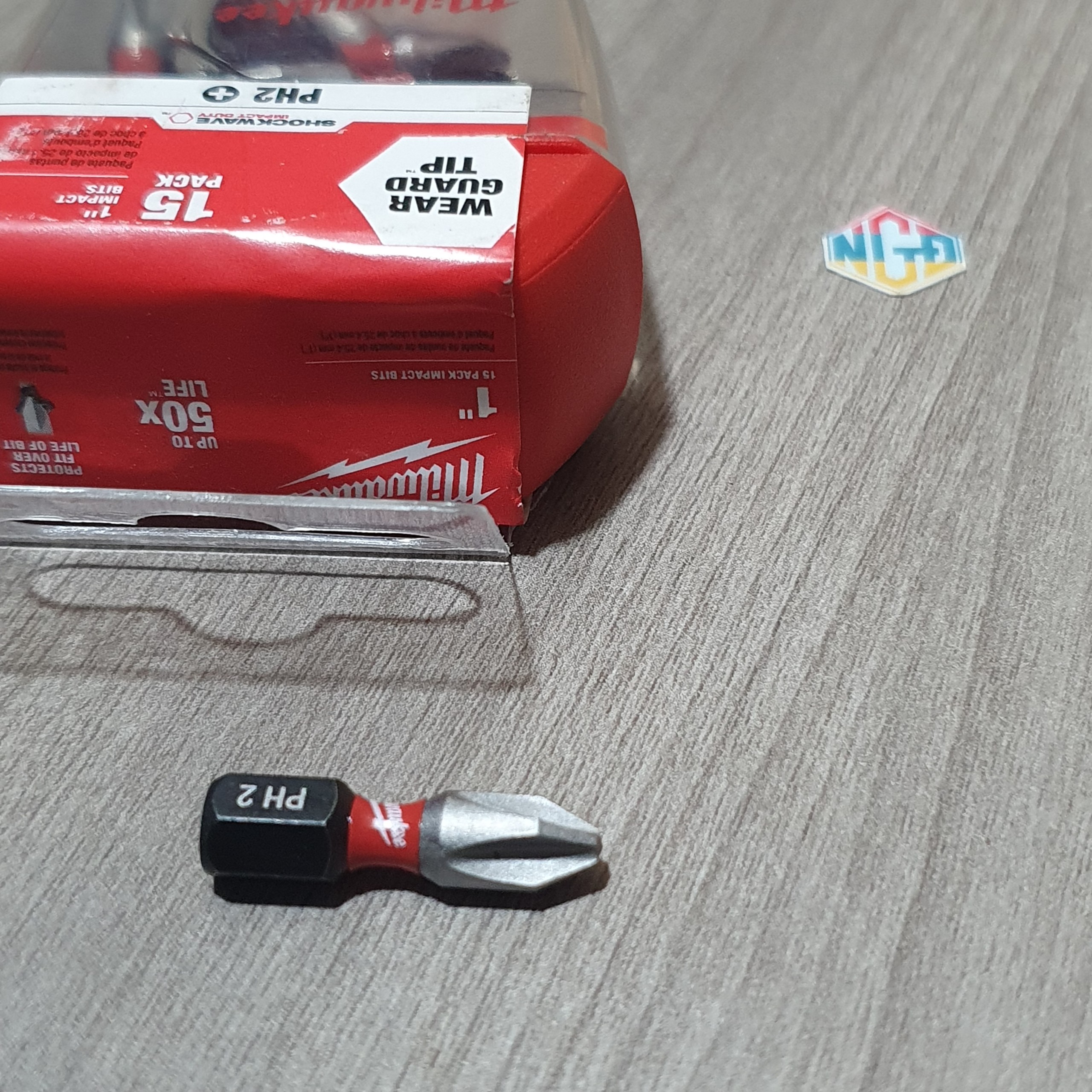 Mũi vít Milwaukee 2.5cm. ph2