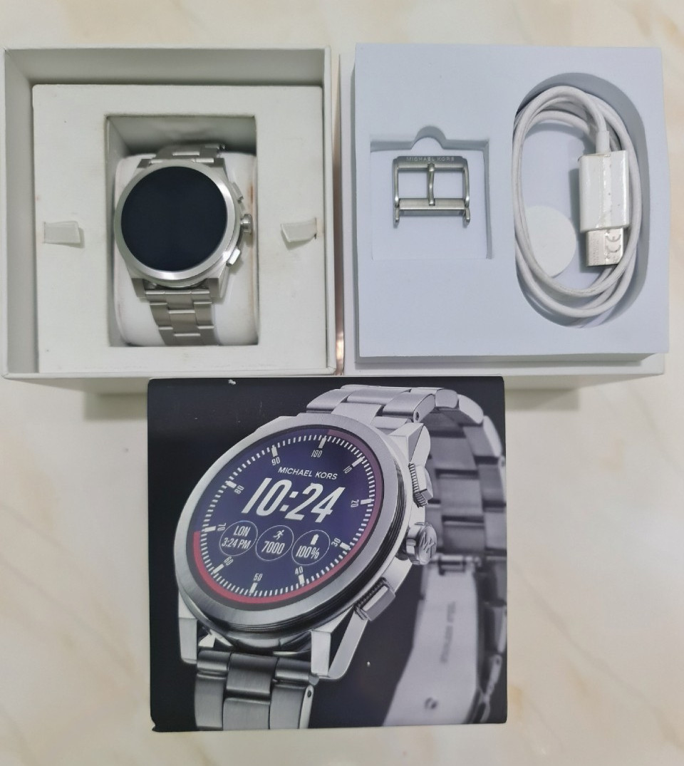 Michael Kors Access Gen 4 Runway Silicone Strap Touchscreen Smartwatch 41mm