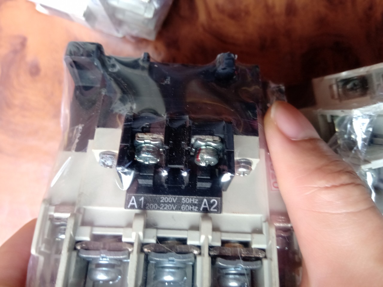 CONTACTOR KHỞI NHẬT BẢN 25A