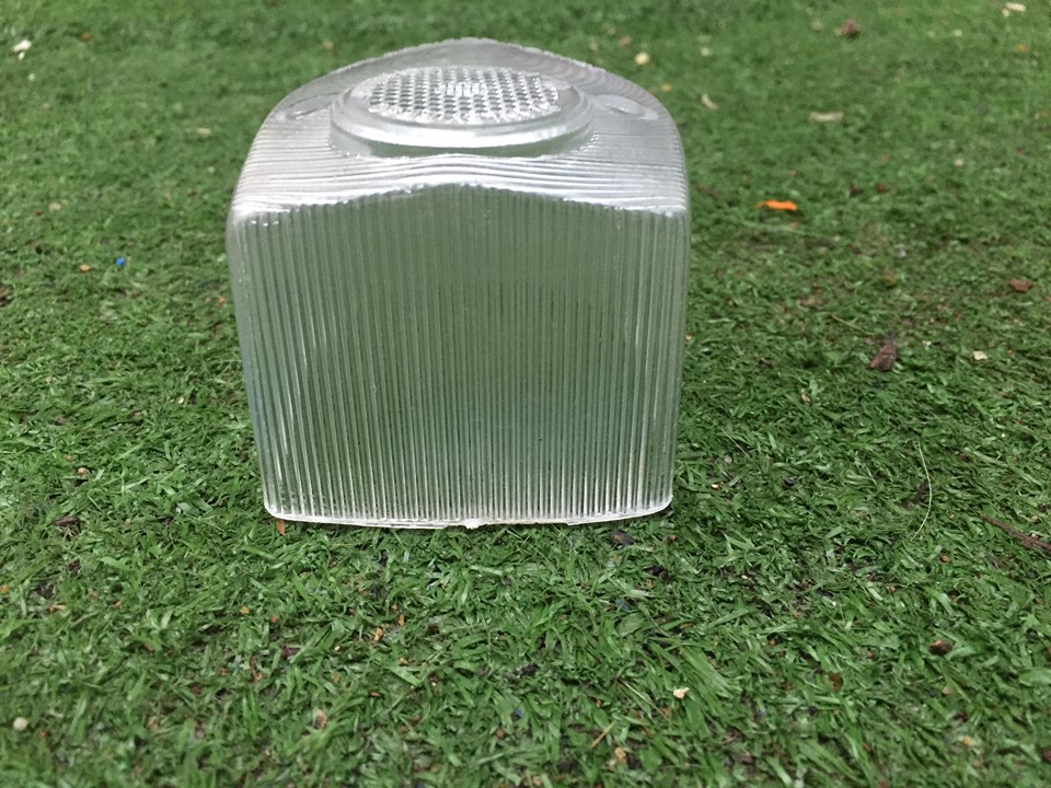 chụp láy (chụp đèn hậu) cub cánh én-nhựa trắng