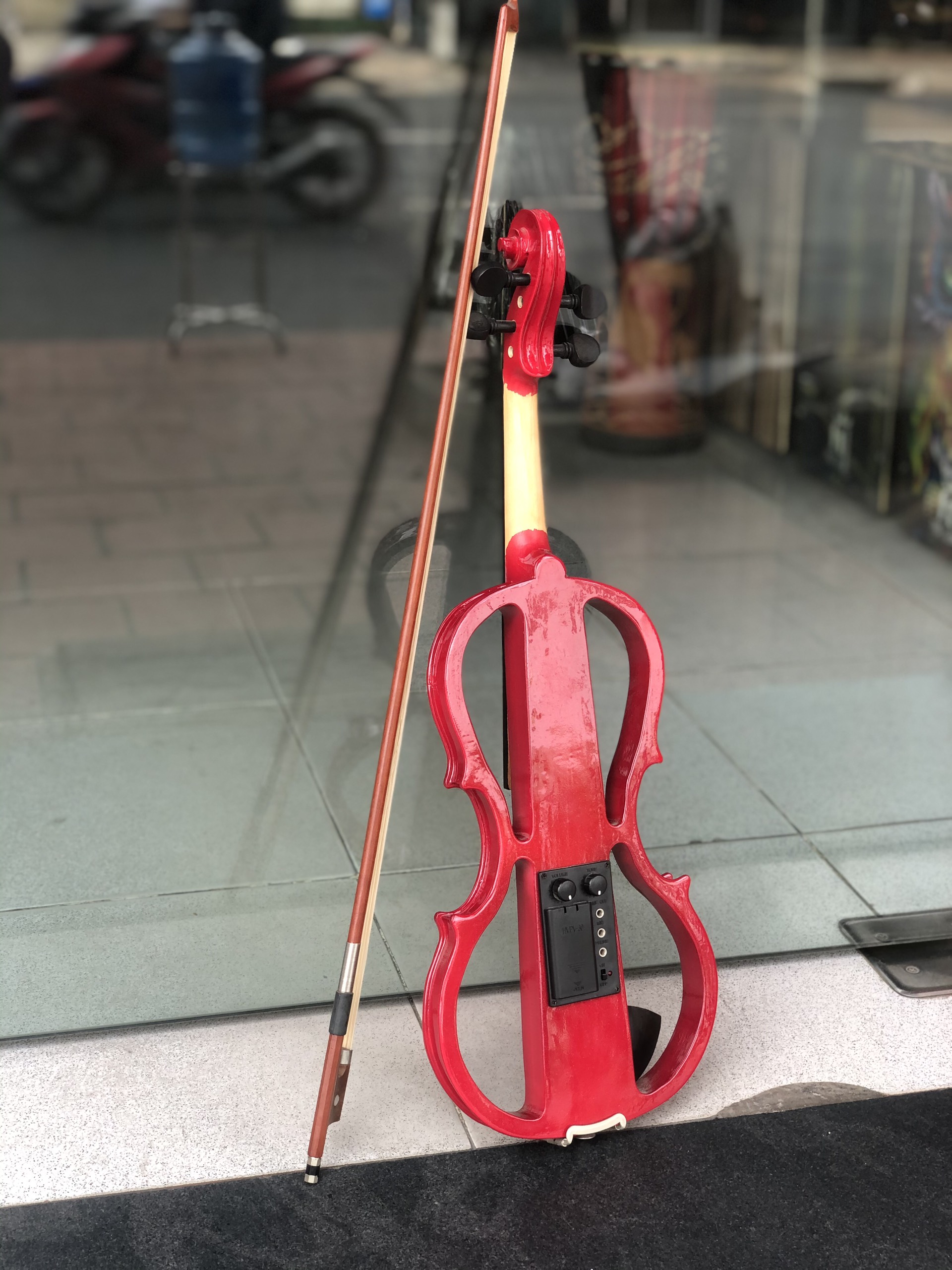 Đàn violin điện tử