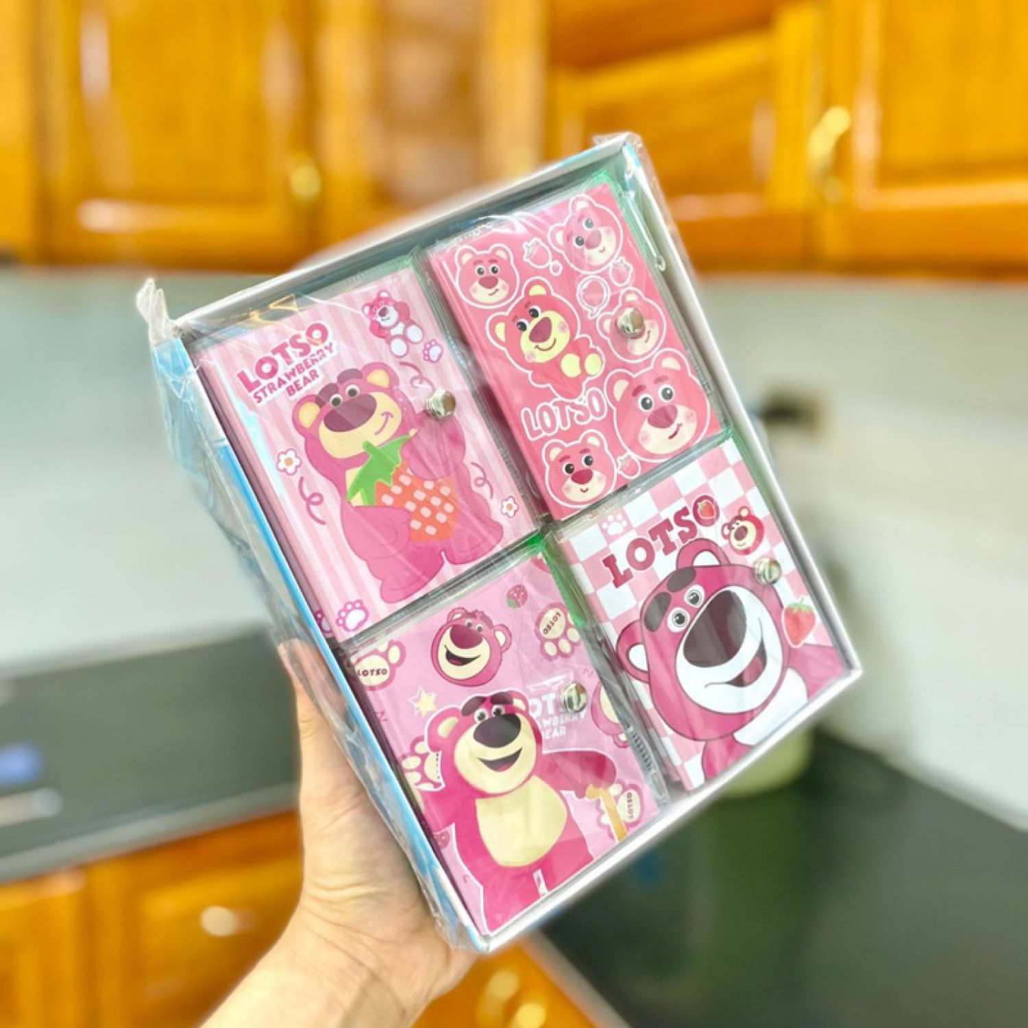 Sổ tay khổ a7 bìa nhựa dẻo nút bấm kèm bút ghi chép cute