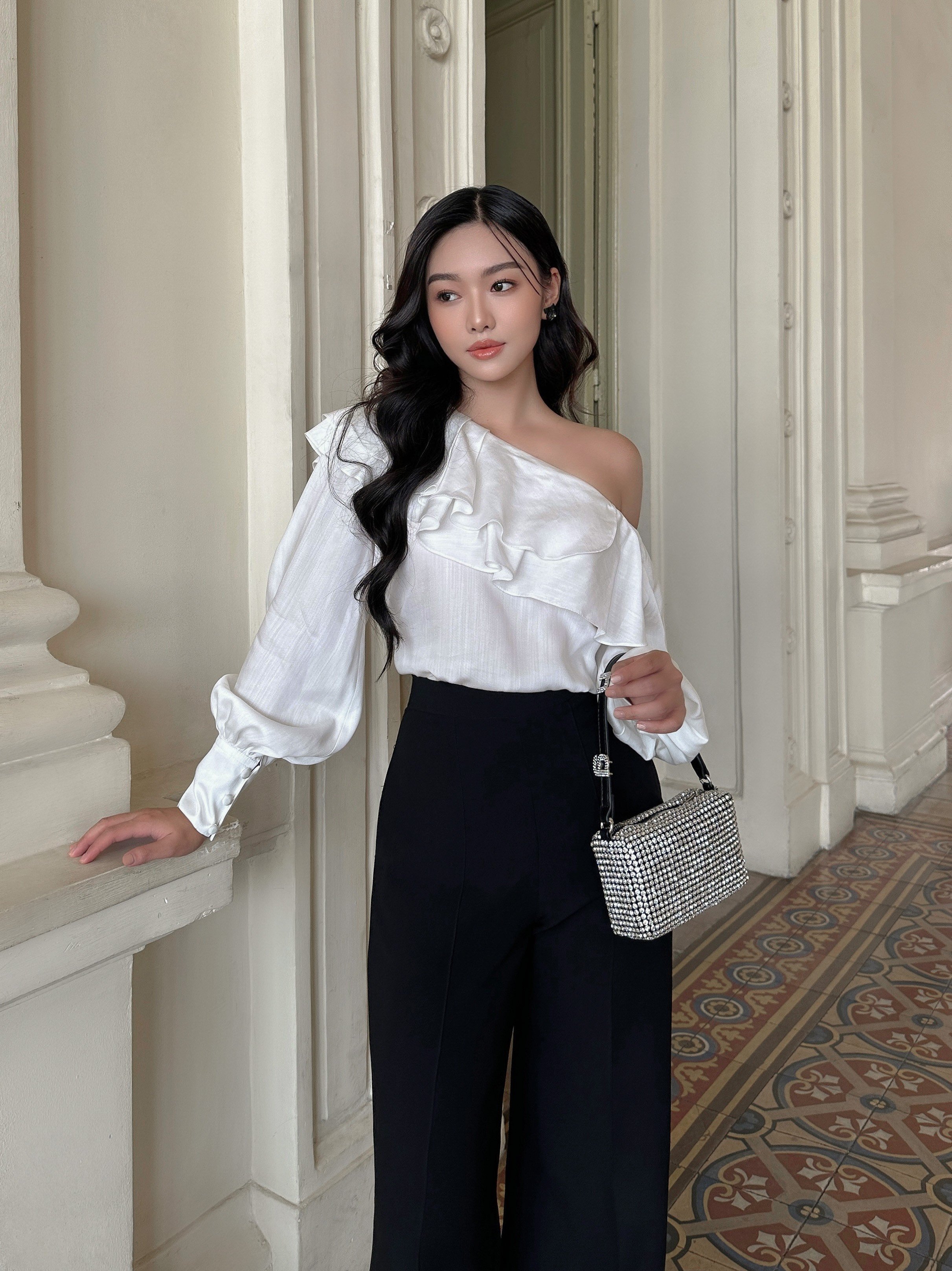 SÒ VINTAGE - MARY Áo lệch vai