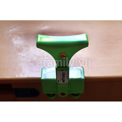 Giá chống cận Mắt việt