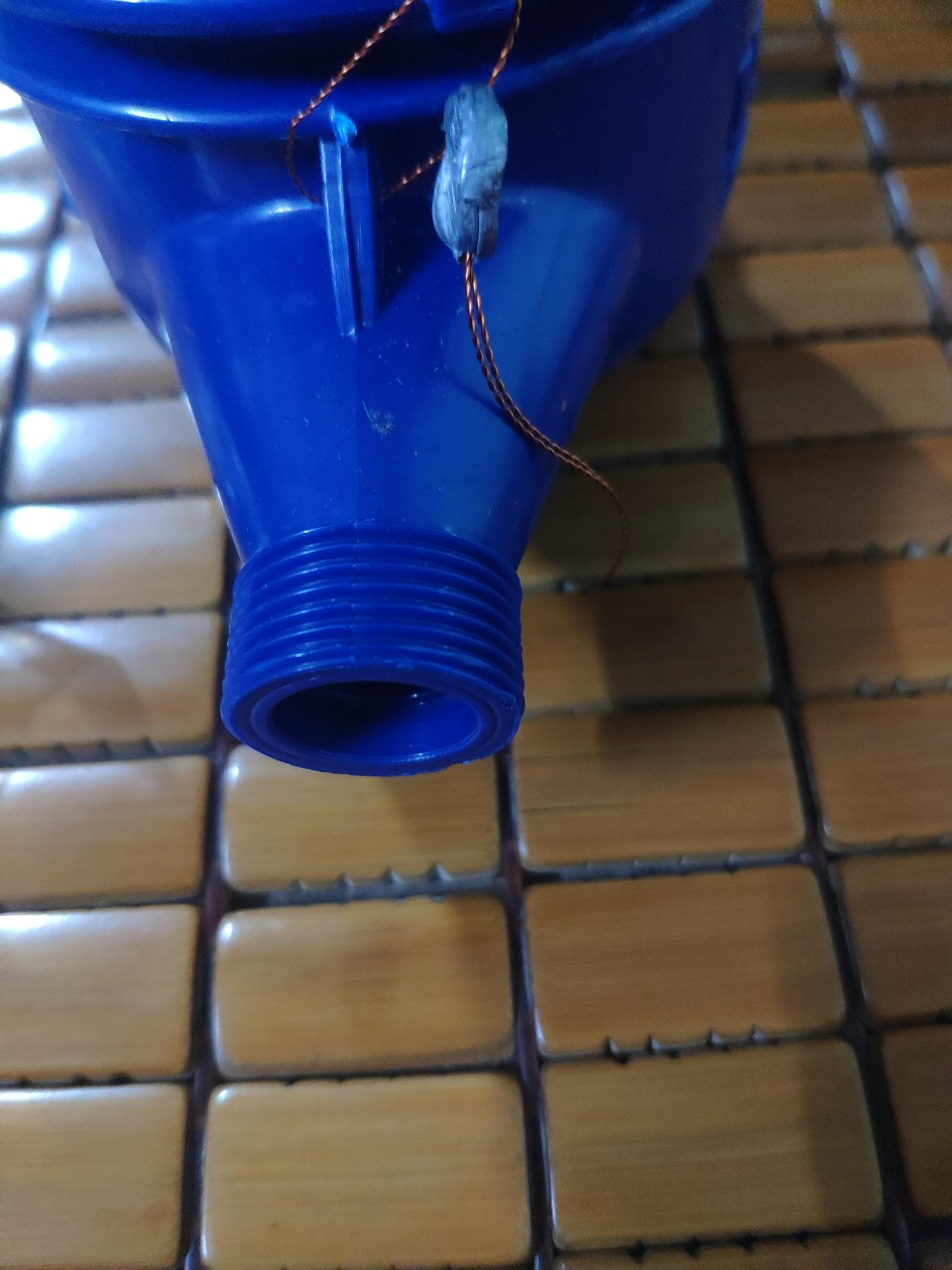 ĐỒNG HỒ NƯỚC PHÚ THỊNH