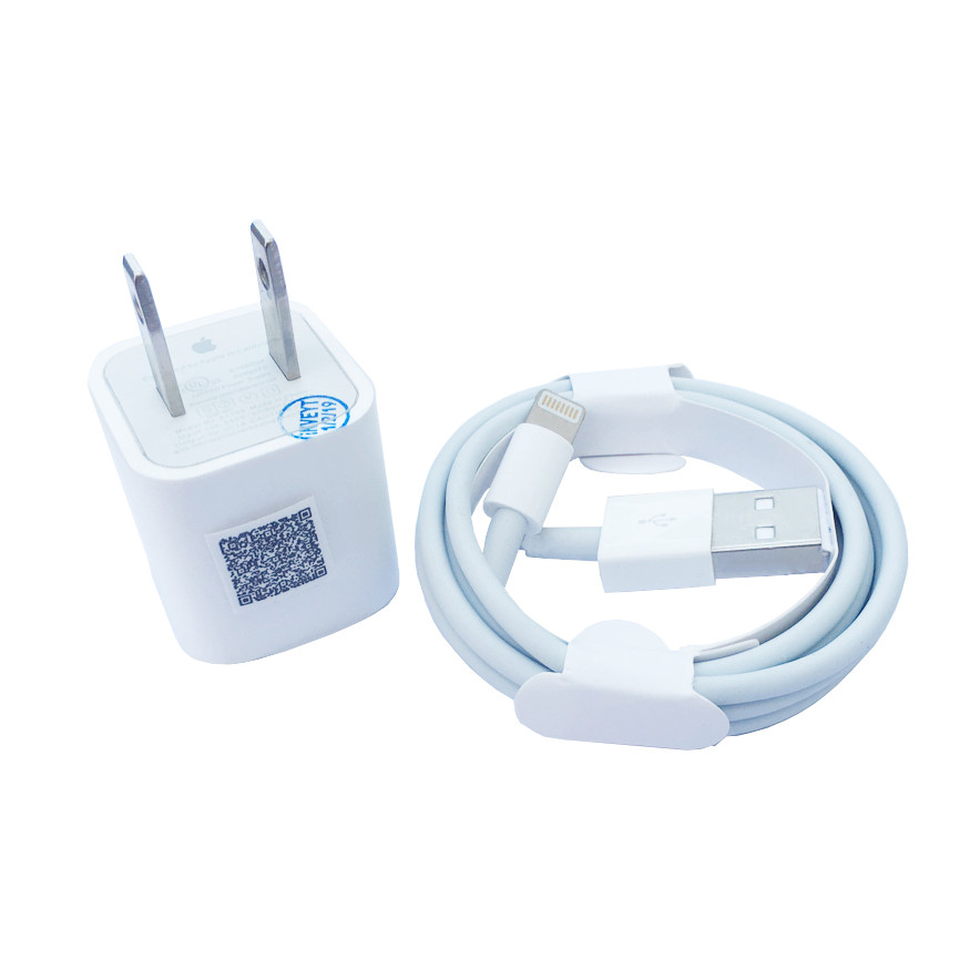 •	Bộ sạc (cóc và cáp) thích hợp IP 6/7/8/X/XS