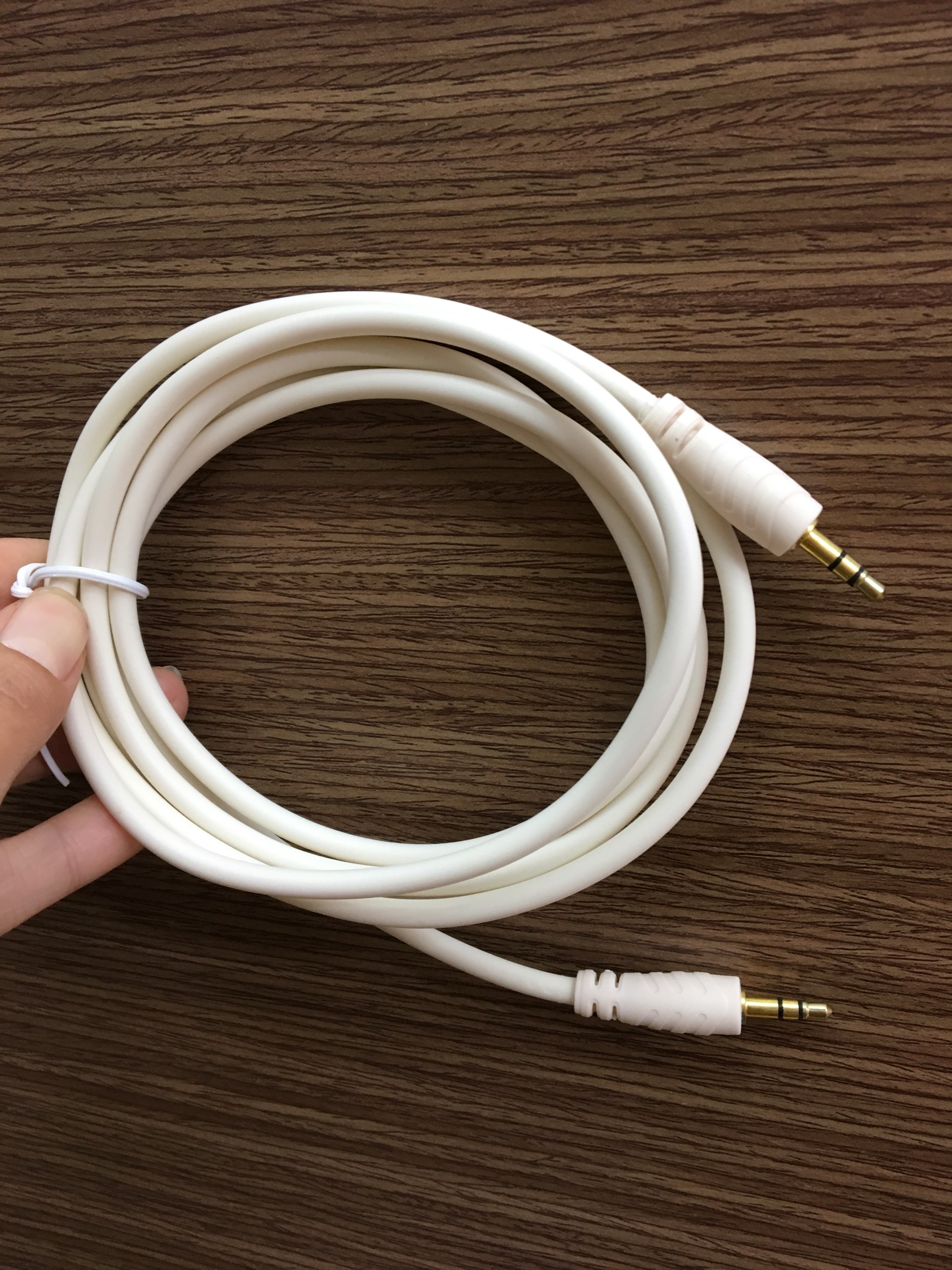 Dây loa 2 đầu 3.5mm dài 1.8M - 3M - 5M Tốt (Trắng)