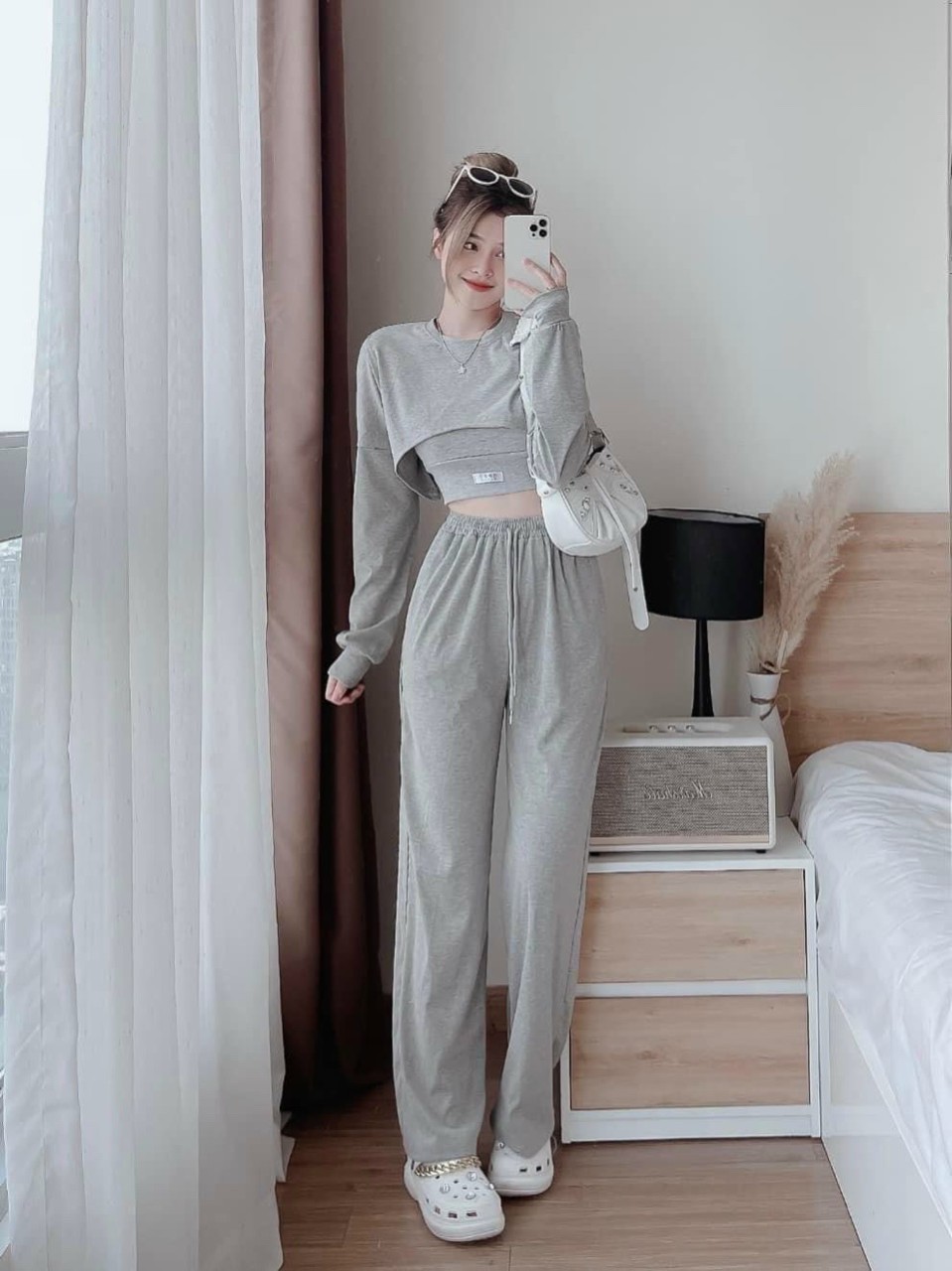 sét bộ ba món kèm quần ống rộng đầy cá tính