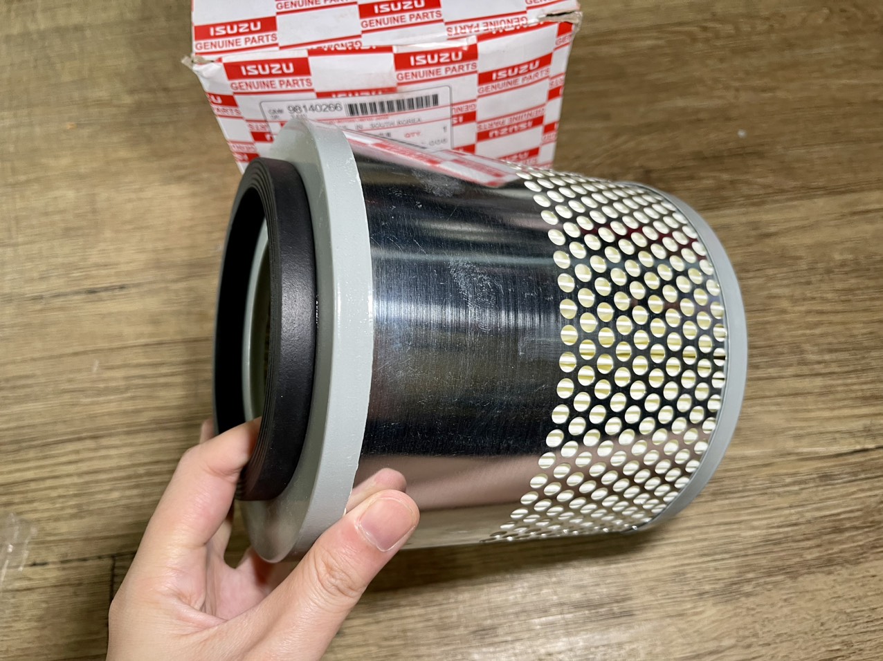 LỌC GIÓ ĐỘNG CƠ ISUZU HILANDER