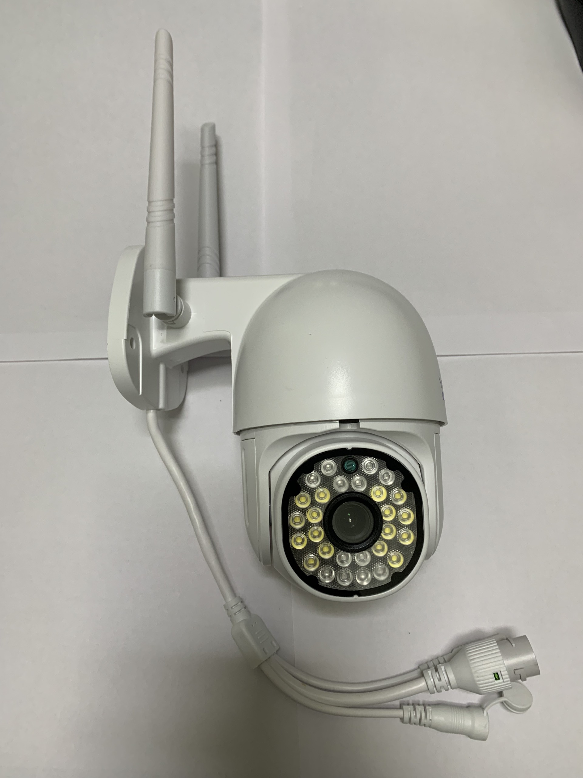 Camera wifi Yoosee  Ptz 28led xoay 360 độ 28 Led 3.0Mpx ( TÙY CHỌN COMBO KÈM THẺ 128/64/32GB CHÍNH HÃNG )