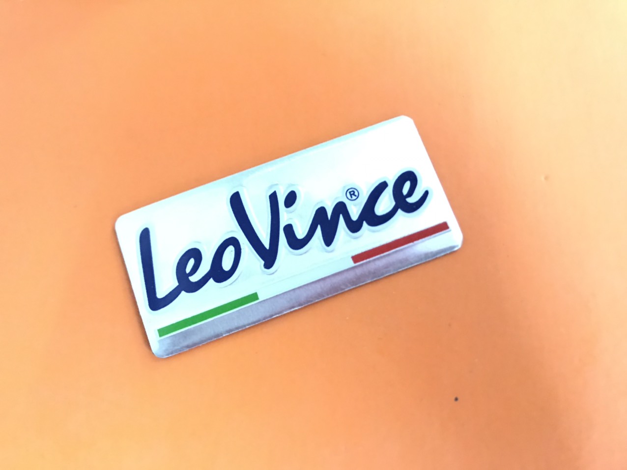 Tem Leovince nhôm