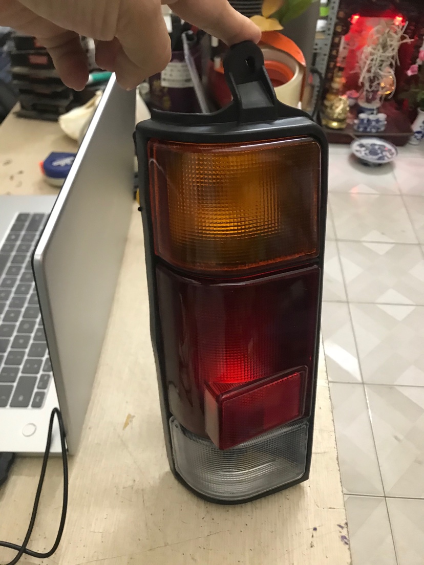 Đèn hậu Suzuki Carry & Damas
