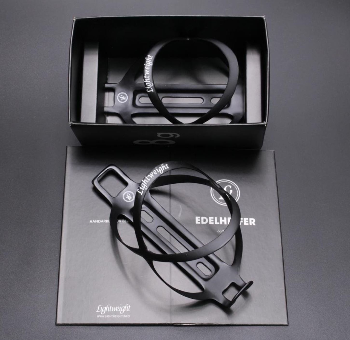 Gọng Bình Nước Xe Đạp Carbon LightWeight BC009