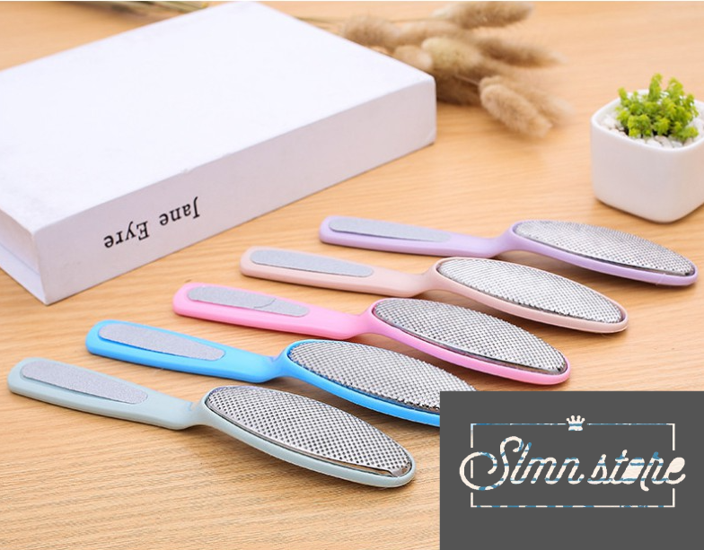 Dụng Cụ Chà Gót Chân 2 in 1, bàn chải kim loại, cây tẩy tế bào chết mà miếng chà nhám tẩy tế bào chết da chân.