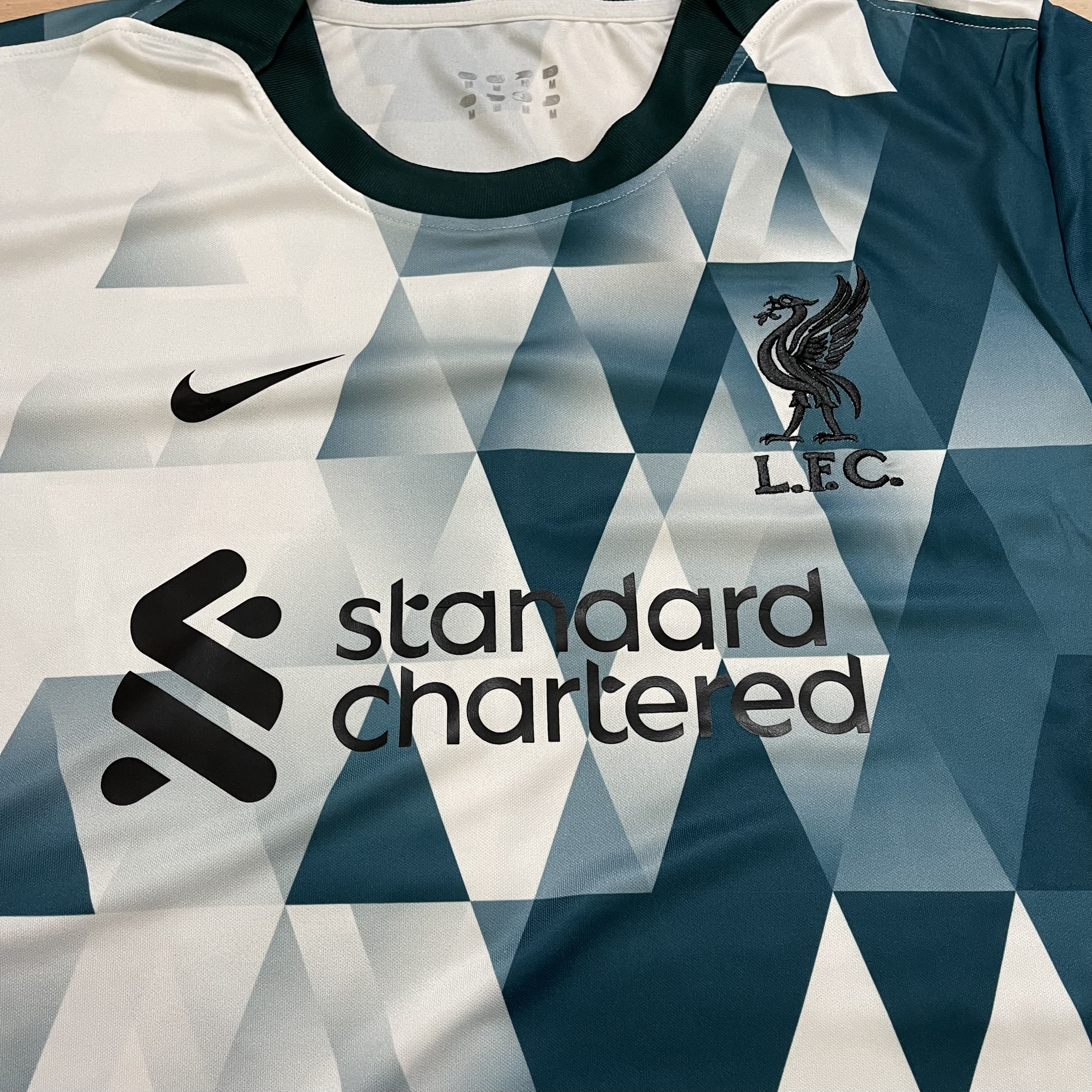 HOÀN TIỀN 15% - Bộ Quần Áo Bóng Đá CLB Liverpool Áo Đá Banh Liver2023 - Chuẩn Mẫu Thi Đấu - Vải Polyester Gai Thái