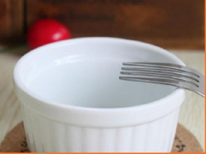[HÀNG CHẤT LƯỢNG] Khuôn sứ Ramekin Tròn Sọc Làm Bánh 7cm