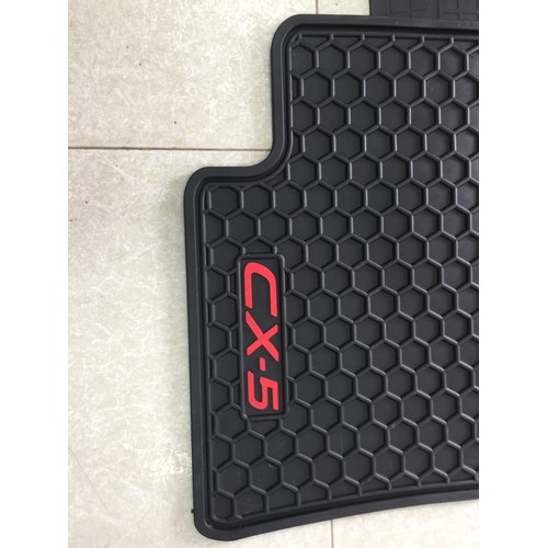 Thảm trải sàn trong xe Mazda CX-5