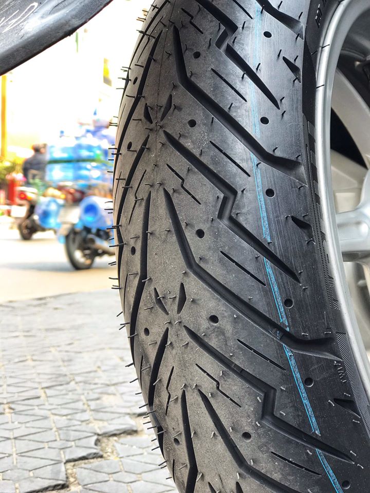 [Motoworld Phân Phối] Vỏ Pirelli Angel Scooter 14"
