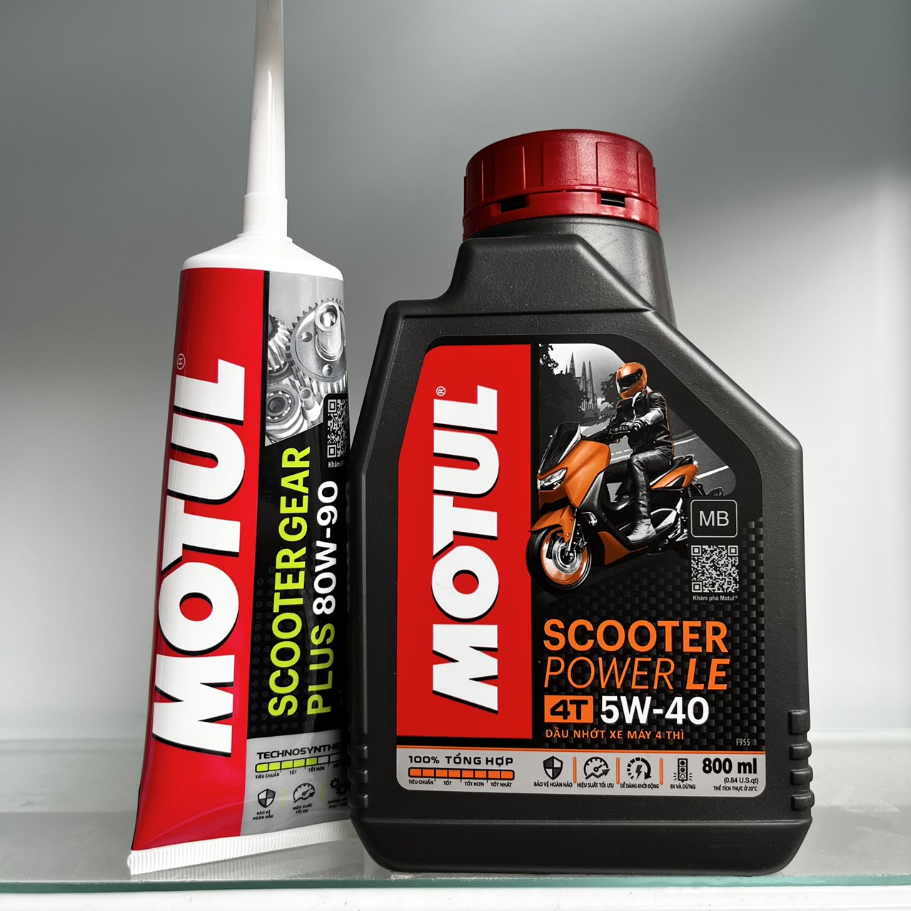 Nhớt xe tay ga motul 4t scooter power le 5w40/10w40 và nhớt lap motul 80w40 0.8l