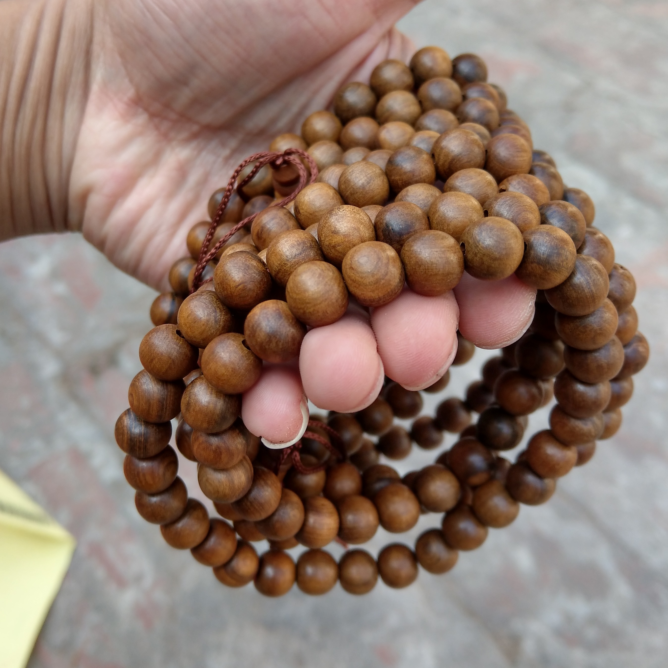 Tràng 108 Hạt - Gỗ Bách Xanh - Size 12mm