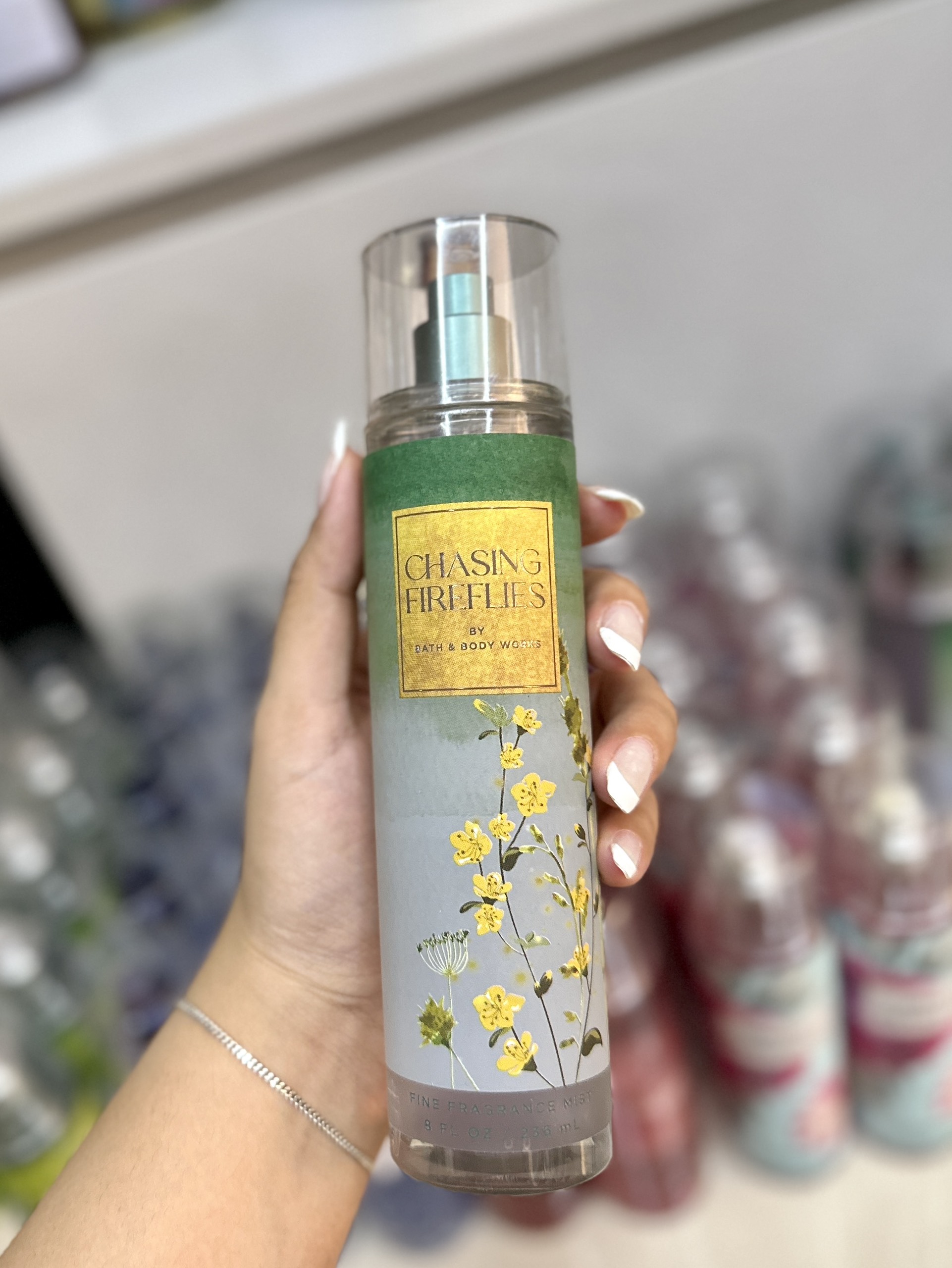 Đủ mùi 1 - xịt thơm bath and body wo.rks body mist 236ml