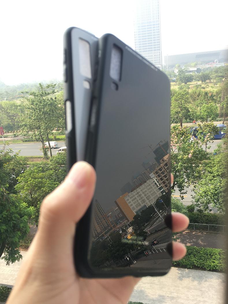 Samsung Galaxy A7 2018 Ốp lưng kính cường lực