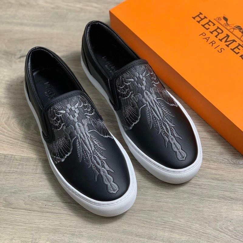 Giầy lười thêu bulong nam