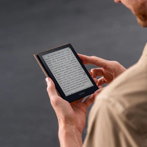 Máy đọc sách Boox Poke 5 kèm cover