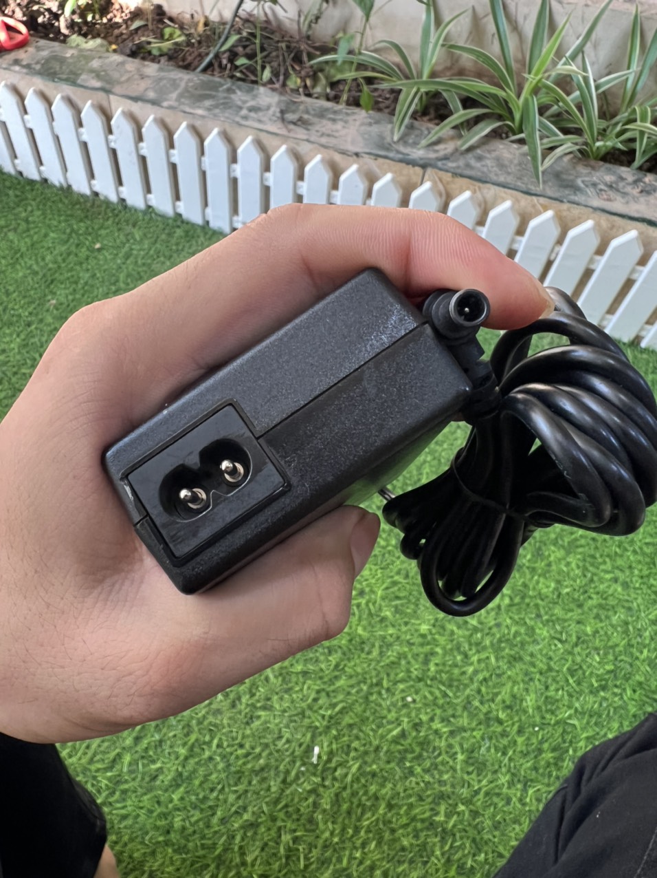 adapter tivi sony 19.5 v 5.2 a