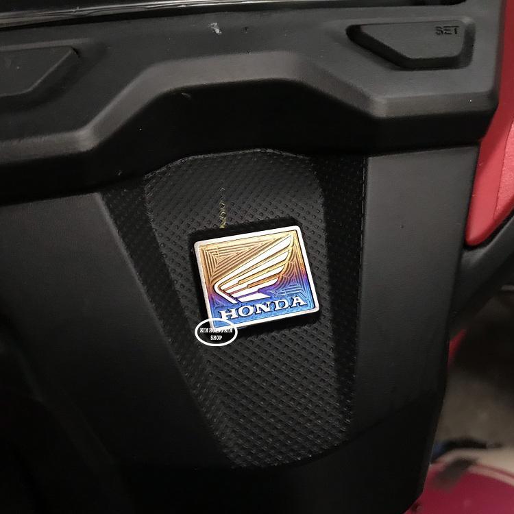 Tem Titanium 3D Logo Cánh Chim (titan 100%)