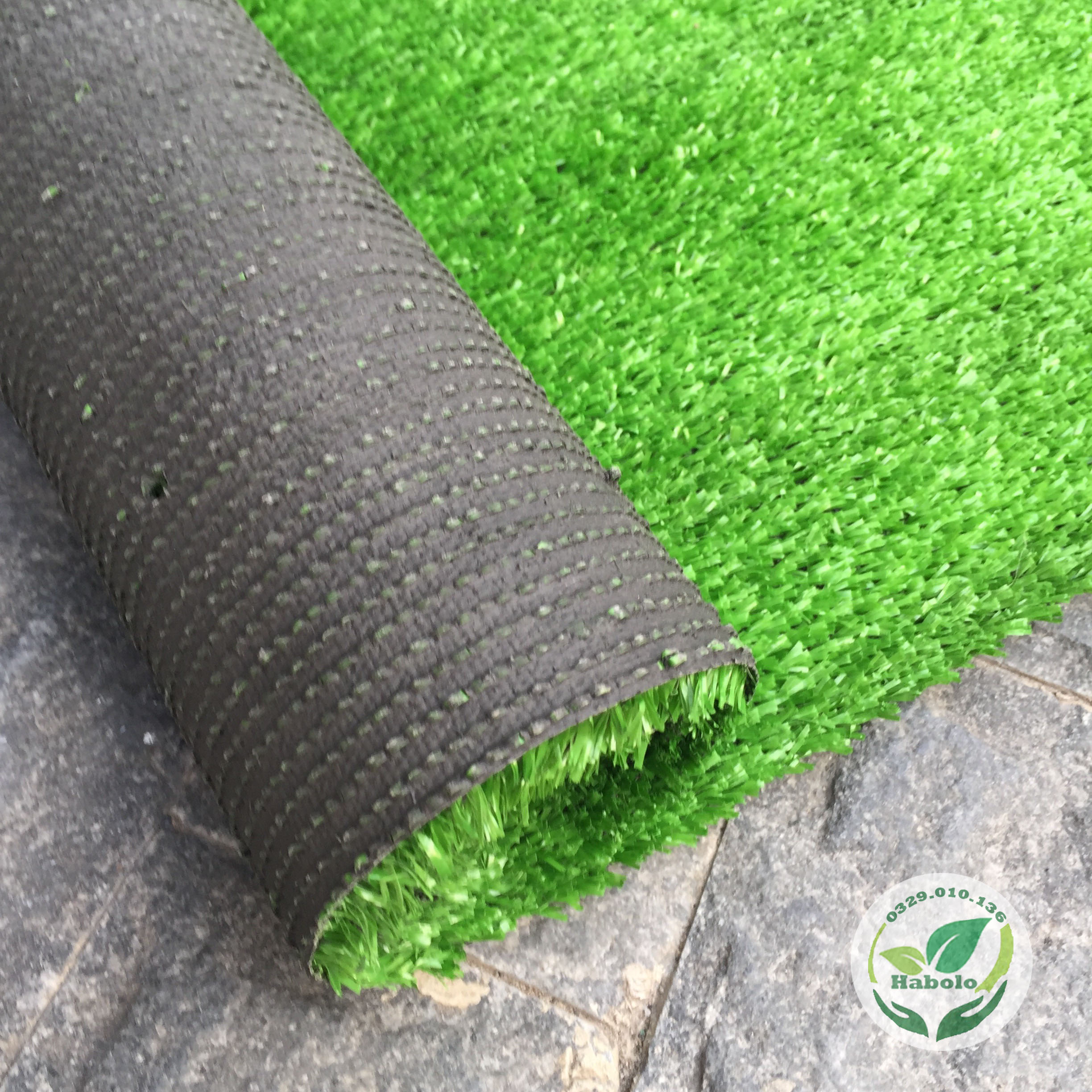 Thảm cỏ trang trí ban công chung cư kích thước [ 1m x 2m ]