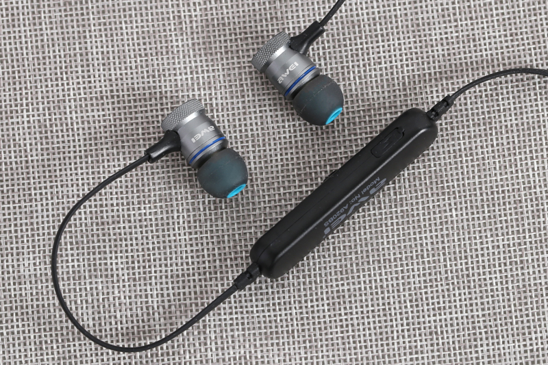 Tai nghe Bluetooth Awei A920BS xanh đen