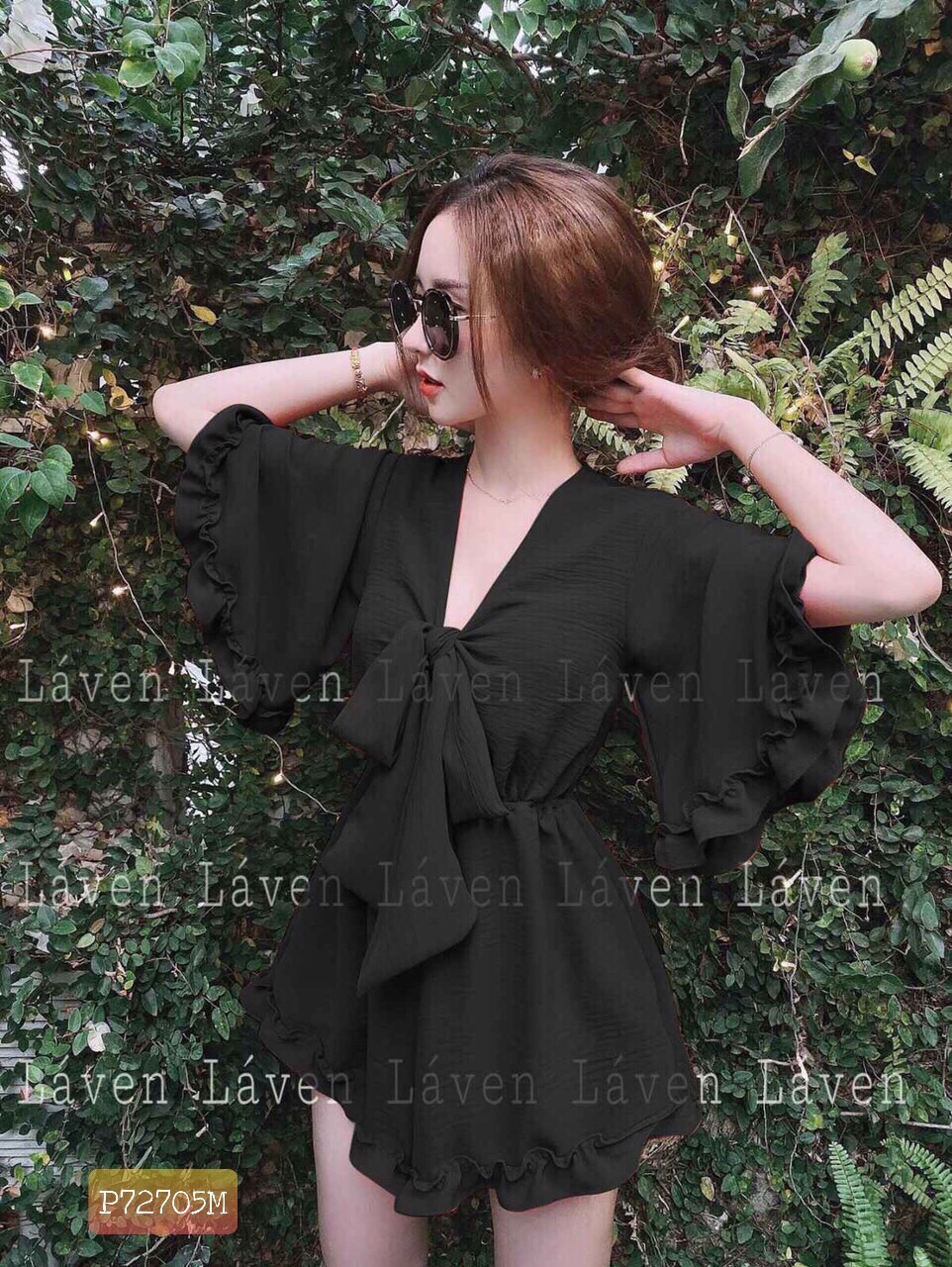 Jum đi biển cổ V tay xòe siêu chất TTSA0264