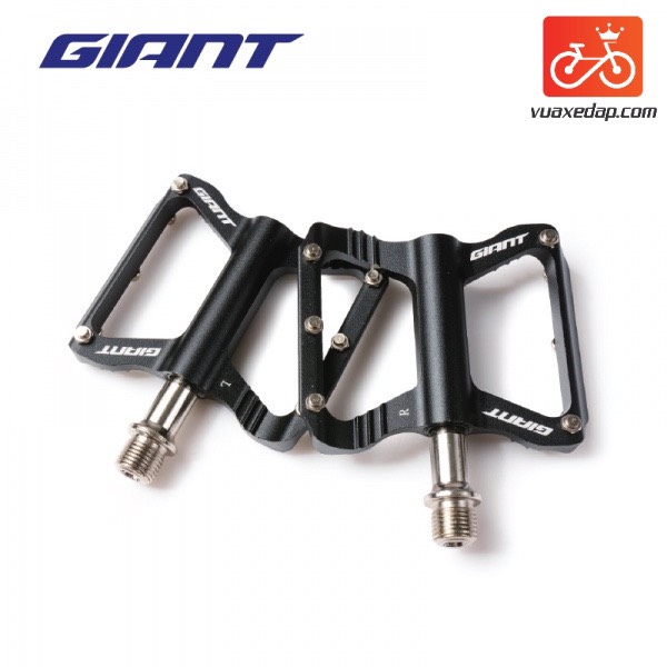 Bàn đạp giant – butterfly