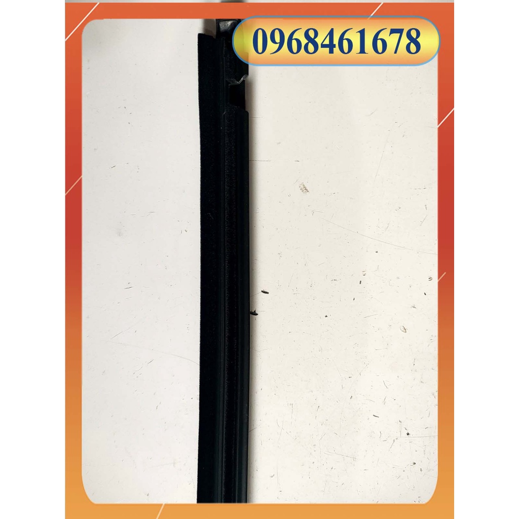 NẸP CHÂN KÍNH NGOÀI VIOS 02-07 (Hàng theo xe)