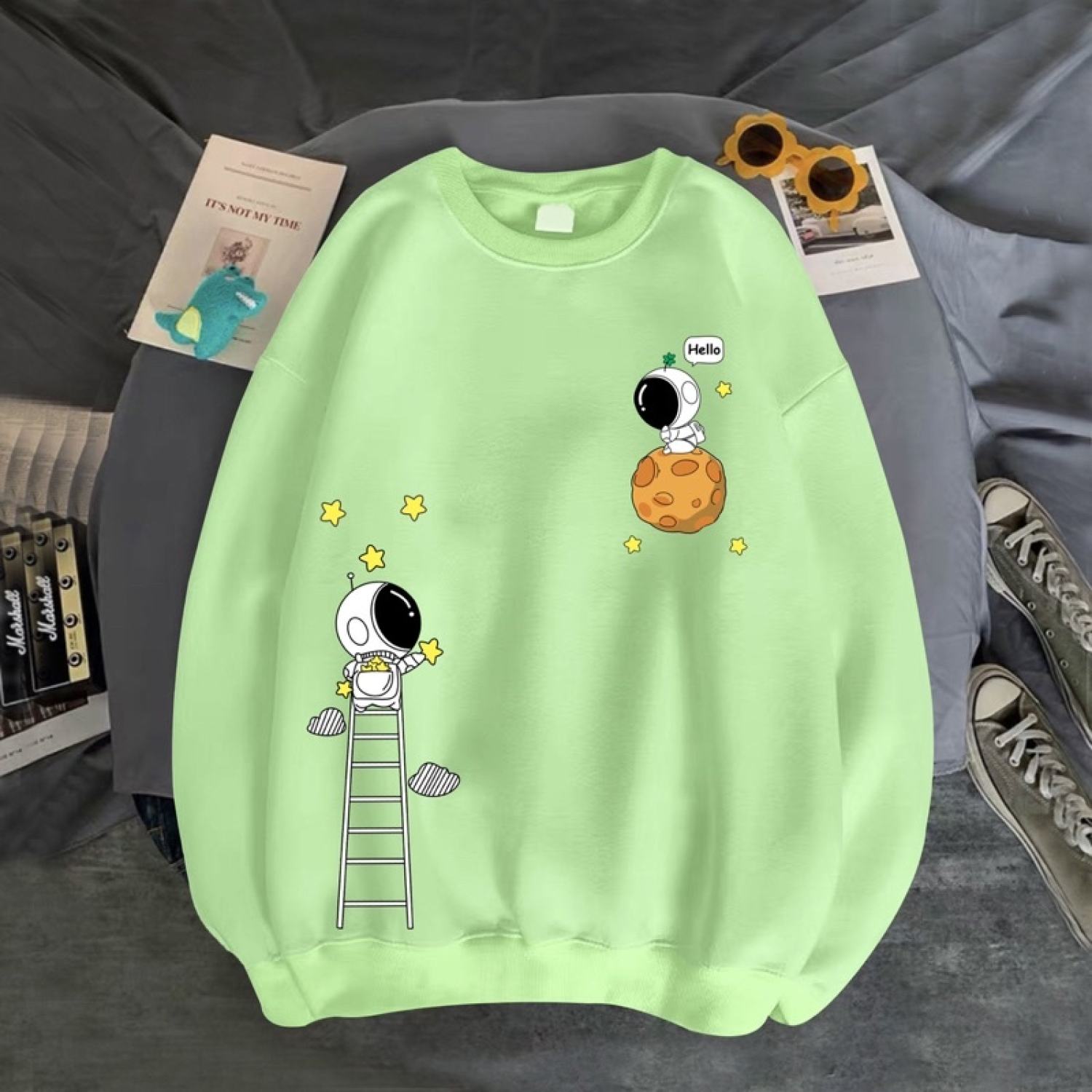 [Hoàn Tiền 15%] Áo sweater in phi hành gia leo thang siêu xinh (có 14 màu lựa chọn)