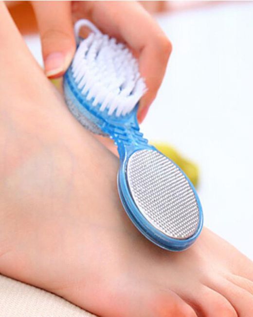 Dụng cụ chà gót chân tẩy tế bào chết
