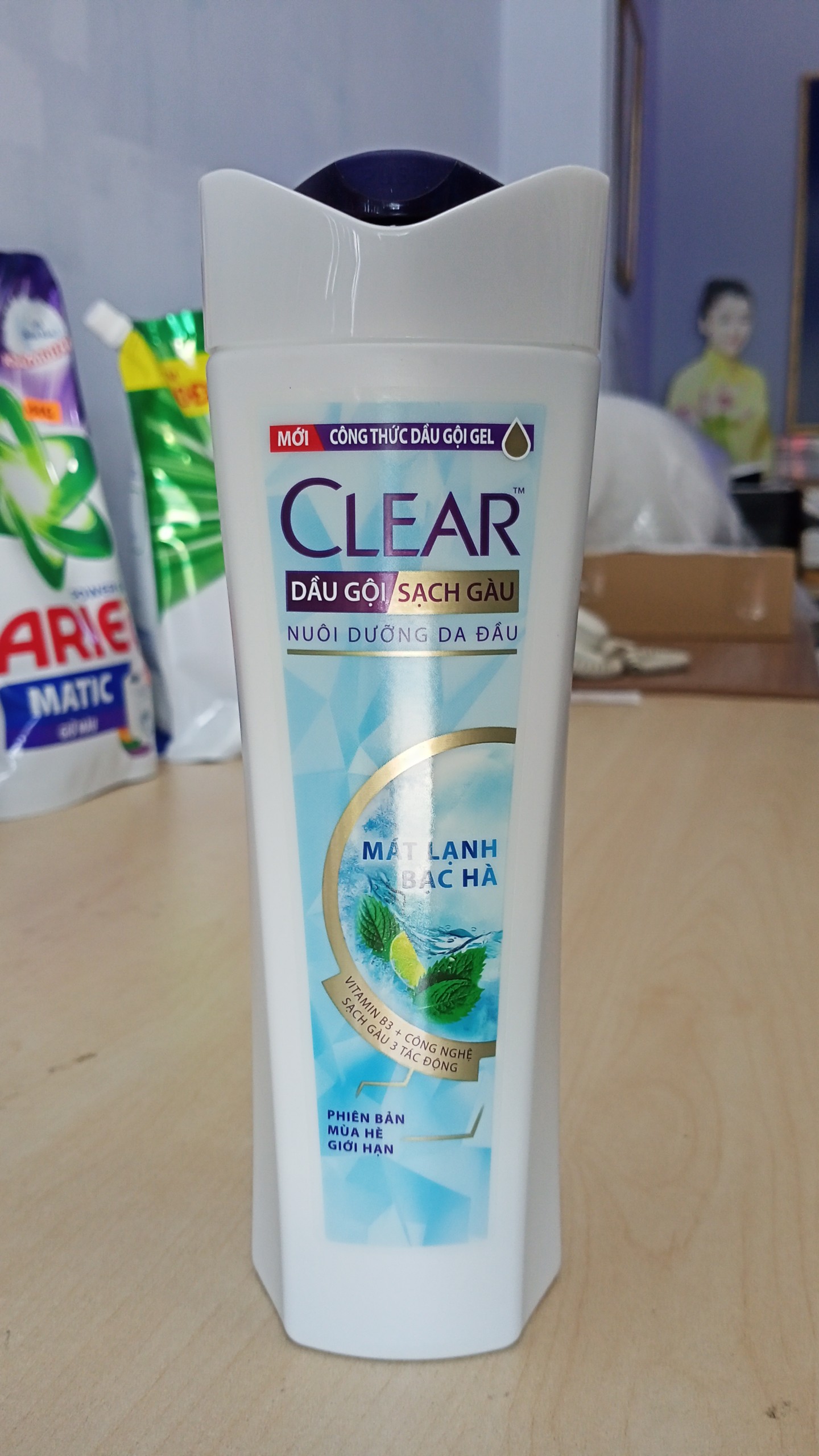Dầu gội sạch gàu Clear Mát Lạnh Bạc Hà 340g